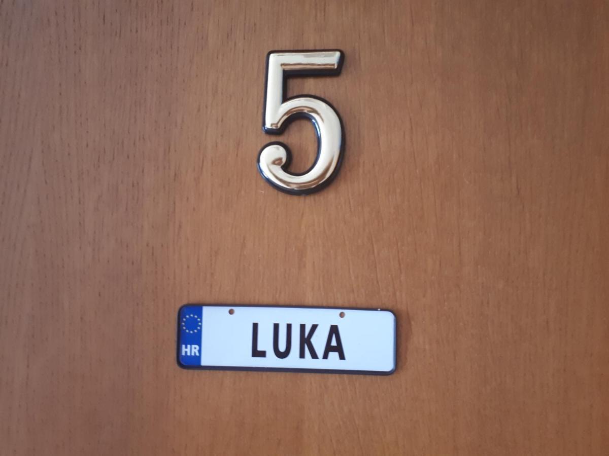 Apartmani Leko Mirjana บาชกาโวดา ภายนอก รูปภาพ