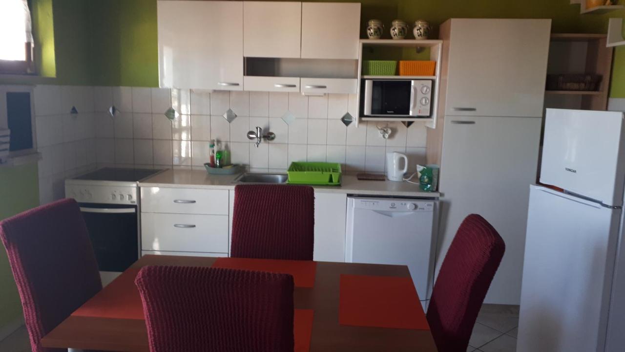 Apartmani Leko Mirjana บาชกาโวดา ภายนอก รูปภาพ