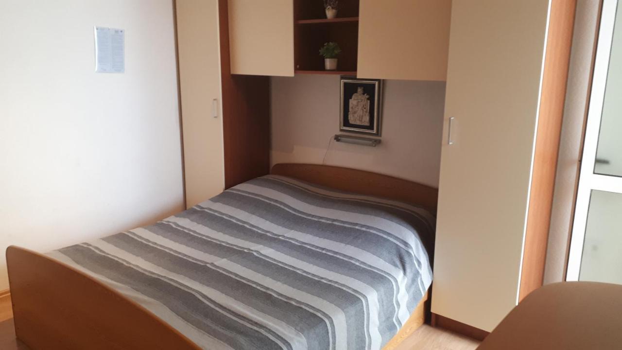 Apartmani Leko Mirjana บาชกาโวดา ภายนอก รูปภาพ