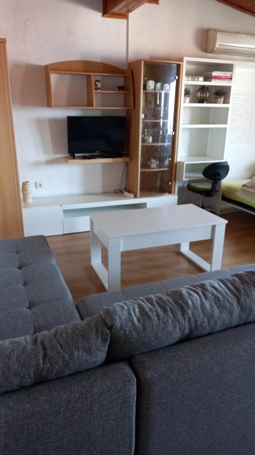 Apartmani Leko Mirjana บาชกาโวดา ภายนอก รูปภาพ