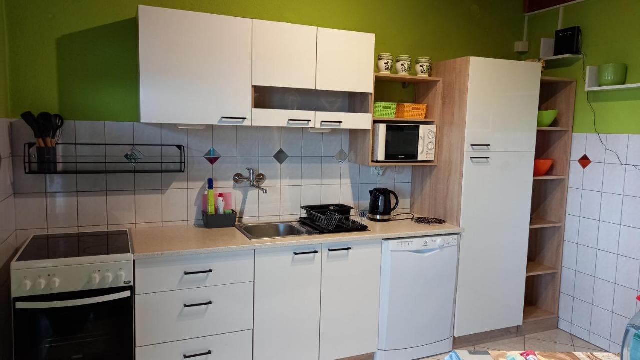 Apartmani Leko Mirjana บาชกาโวดา ภายนอก รูปภาพ
