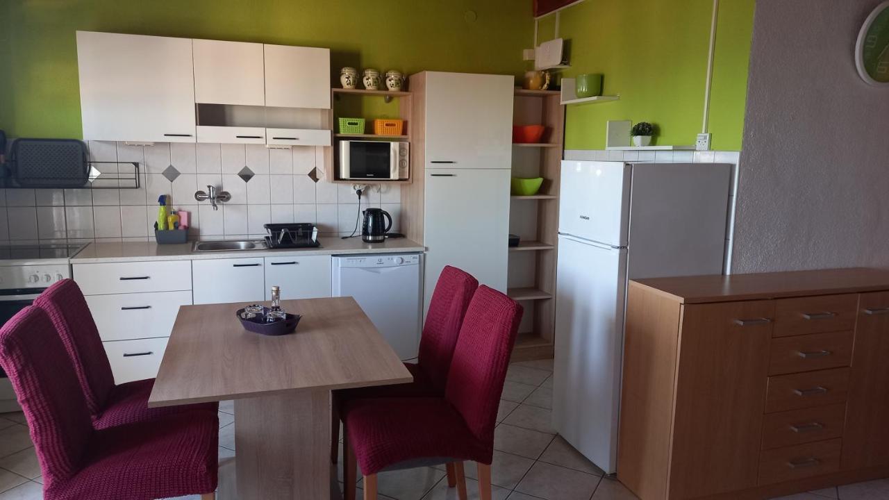 Apartmani Leko Mirjana บาชกาโวดา ภายนอก รูปภาพ