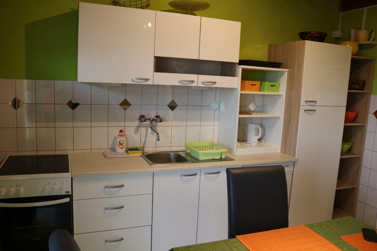 Apartmani Leko Mirjana บาชกาโวดา ภายนอก รูปภาพ